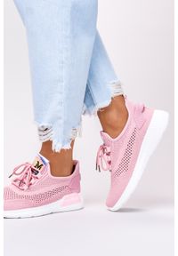 Casu - Różowe buty sportowe sznurowane casu 204/22p. Kolor: różowy #1