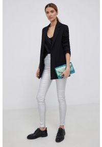 Calvin Klein Bluzka damska kolor czarny gładka. Okazja: na co dzień. Kolor: czarny. Materiał: tkanina. Długość rękawa: na ramiączkach. Wzór: gładki. Styl: casual