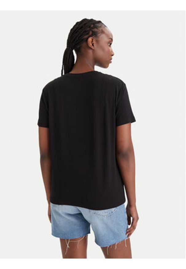 Guess T-Shirt E6GI01 K68D2 Czarny Regular Fit. Kolor: czarny. Materiał: wiskoza