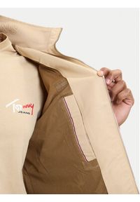 Tommy Jeans Kurtka przejściowa Essential DM0DM22720 Beżowy Regular Fit. Kolor: beżowy. Materiał: syntetyk #5