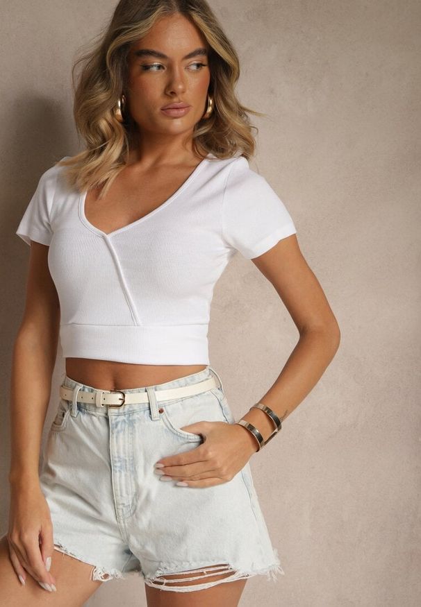Renee - Biały Bawełniany T-shirt z Prążkowanej Tkaniny z Dekoltem w Szpic Filaretta. Okazja: na co dzień. Kolor: biały. Materiał: bawełna, tkanina, prążkowany. Styl: klasyczny, elegancki, casual