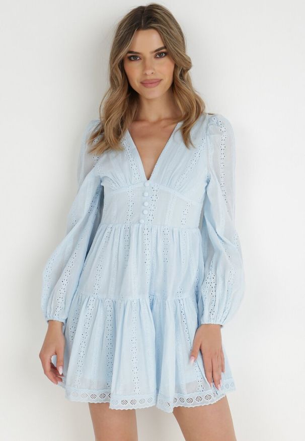 Born2be - Niebieska Sukienka Merirah. Kolor: niebieski. Materiał: bawełna, tkanina. Długość rękawa: długi rękaw. Wzór: haft, aplikacja. Długość: mini