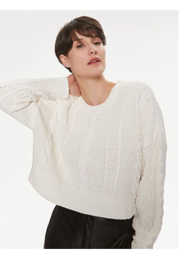 only - ONLY Sweter Malena 15309262 Biały Regular Fit. Kolor: biały. Materiał: syntetyk