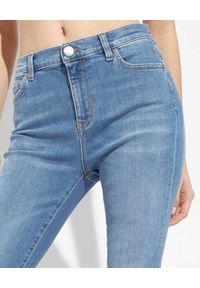 Pinko - PINKO - Spodnie jeansowe Sabrina 42. Stan: podwyższony. Kolor: niebieski