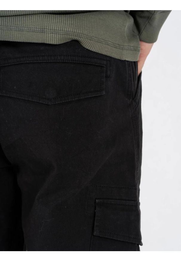 MARCUS - Męskie Spodnie Materiałowe Marcus Gerry Cargo 9098 Black 16-200135. Materiał: materiał