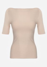 Born2be - Beżowy Wiskozowy T-shirt o Dopasowanym Kroju z Dekoltem w Łódkę Idahphaeia. Okazja: na co dzień, na spotkanie biznesowe, do pracy. Kolor: beżowy. Materiał: wiskoza. Wzór: aplikacja. Styl: casual, biznesowy, klasyczny #7