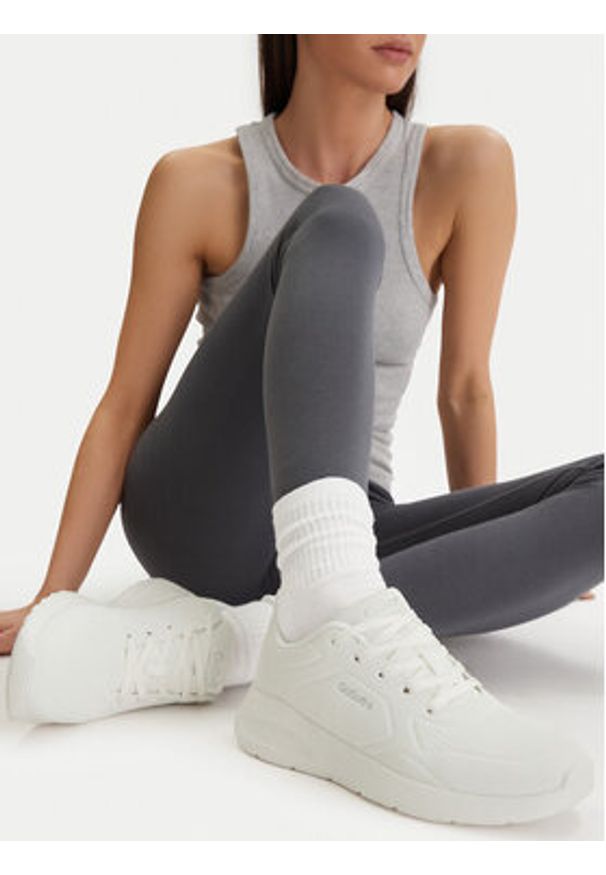 Go Soft Sneakersy CEOWB-V15-1037 Biały. Kolor: biały. Materiał: materiał