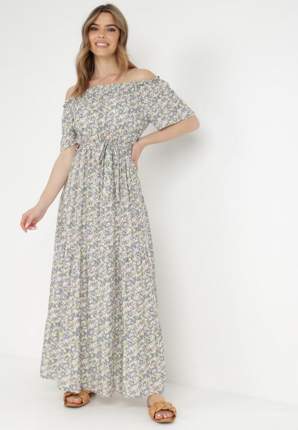 Born2be - Fioletowo-Żółta Sukienka z Bawełny Thesamia. Kolor: fioletowy. Materiał: bawełna. Wzór: kwiaty, nadruk. Długość: maxi