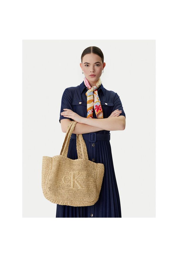 Torebka Calvin Klein. Kolor: beżowy