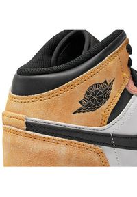 Nike Sneakersy Air Jordan 1 Mid Se (GS) DX4365 800 Biały. Kolor: biały. Materiał: skóra. Model: Nike Air Jordan
