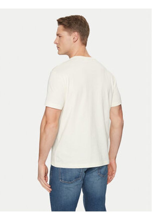 GANT - Gant T-Shirt 2003290 Écru Regular Fit. Materiał: bawełna