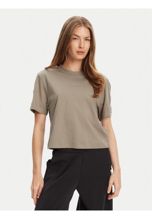Guess T-Shirt V3RI08 I3Z14 Zielony Regular Fit. Kolor: zielony. Materiał: bawełna