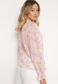 Born2be - Różowa Koszula z Delikatnym Kwiatowym Wzorem i Wiązaniem Przy Dekolcie Viralla. Kolor: różowy. Wzór: kwiaty. Styl: retro, elegancki #4
