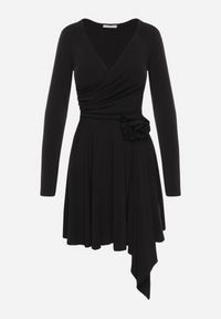 Born2be - Czarna Asymetryczna Sukienka Koktajlowa z Odpinaną Kwiatową Broszką Grangerra. Kolor: czarny. Wzór: kwiaty. Typ sukienki: asymetryczne. Styl: wizytowy #5