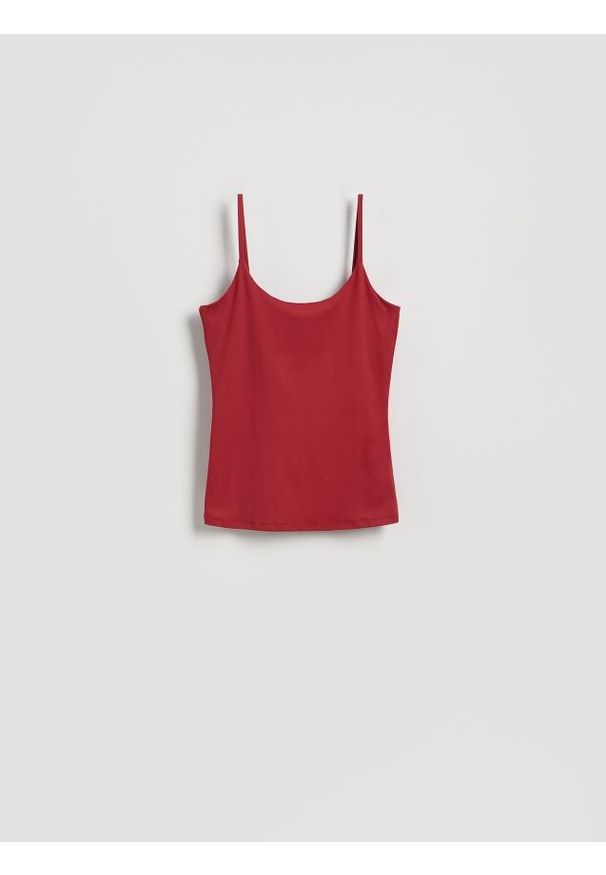 Reserved - Gładki top na ramiączkach - czerwony. Kolor: czerwony. Materiał: dzianina. Długość rękawa: na ramiączkach. Wzór: gładki