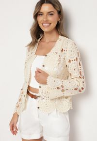 Born2be - Beżowa Ażurowa Koszula z Bawełny w Stylu Boho Banaviela. Okazja: na co dzień. Typ kołnierza: kołnierzyk klasyczny. Kolor: beżowy. Materiał: bawełna. Długość rękawa: długi rękaw. Długość: długie. Wzór: ażurowy. Styl: boho #3