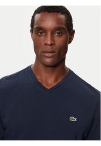 Lacoste T-Shirt TH5077 Granatowy Regular Fit. Kolor: niebieski. Materiał: bawełna #5