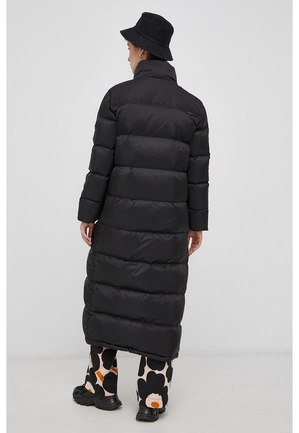 Superdry Kurtka puchowa kolor czarny zimowa. Okazja: na co dzień. Kolor: czarny. Materiał: puch. Sezon: zima. Styl: casual