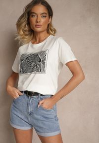 Renee - Biały Bawełniany T-shirt Oversize z Nadrukiem Imitującym Zebrę Nalornis. Okazja: na co dzień. Kolor: biały. Materiał: bawełna. Wzór: motyw zwierzęcy, nadruk. Styl: casual, elegancki