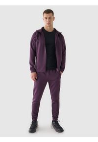 4f - 4F Spodnie treningowe szybkoschnące męskie - fioletowe L. Kolor: fioletowy. Materiał: syntetyk, włókno, dzianina, materiał, elastan. Wzór: jednolity, ze splotem. Sport: fitness #1