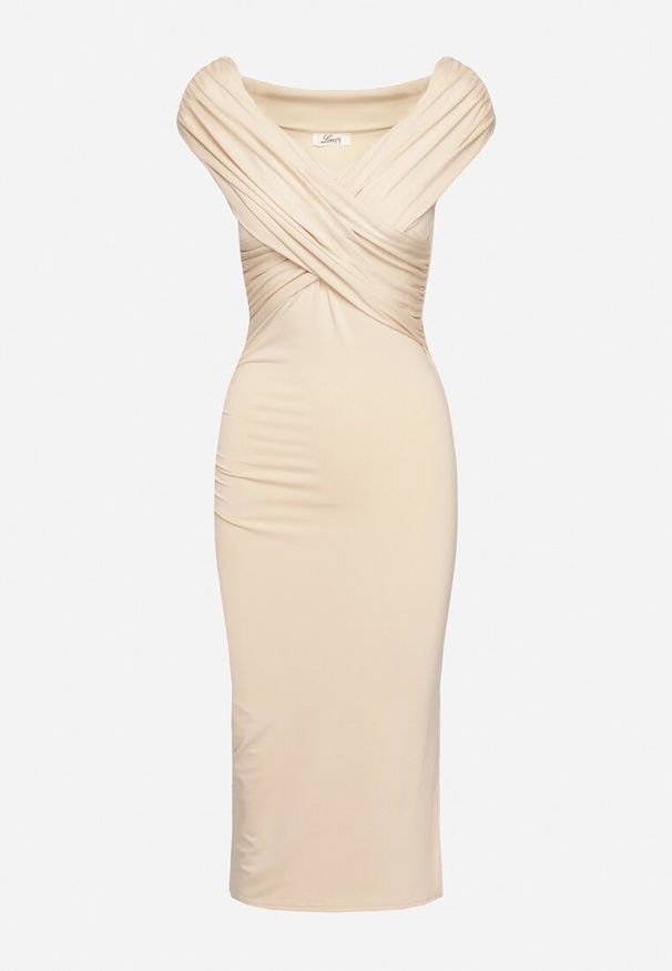 Born2be - Jasnobeżowa Sukienka Dopasowana z Ozdobnie Wywiniętą Górą i Rozcięciem na Boku Mleora. Kolor: beżowy. Styl: elegancki
