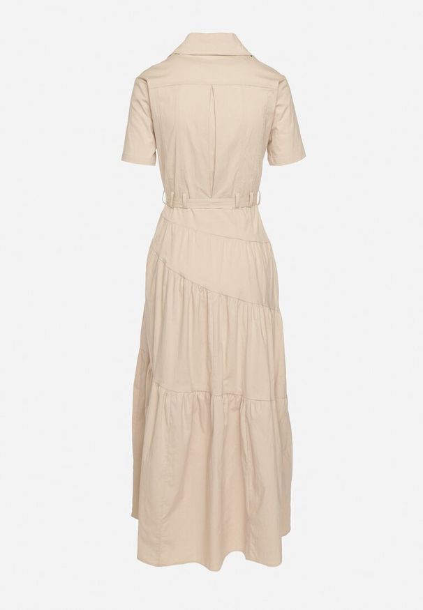 Born2be - Beżowa Taliowana Sukienka z Bawełny w Koszulowym Stylu z Imitacją Kieszeni Masefia. Okazja: na co dzień. Kolor: beżowy. Materiał: bawełna. Wzór: aplikacja. Typ sukienki: koszulowe. Styl: wizytowy, casual, elegancki