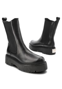 Czarne Botki Carinii Stylowe Wsuwane Workery Damskie. Okazja: na co dzień. Zapięcie: bez zapięcia. Kolor: czarny. Materiał: skóra. Styl: elegancki #4