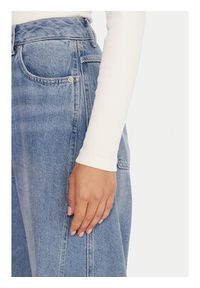 Guess Jeans Bluzka W5BP01 KA0H1 Beżowy Slim Fit. Kolor: beżowy. Materiał: bawełna