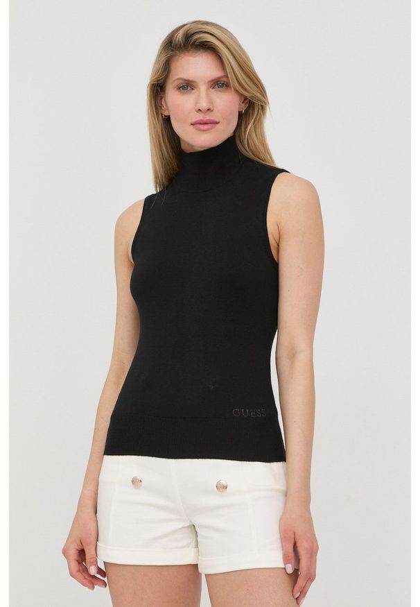 Guess sweter damski kolor czarny lekki z golfem. Typ kołnierza: golf. Kolor: czarny. Materiał: materiał, dzianina, wiskoza