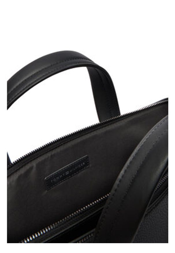 TOMMY HILFIGER - Tommy Hilfiger Torba na laptopa Th Central Slim Computer Bag AM0AM13631 Czarny. Kolor: czarny. Materiał: skóra