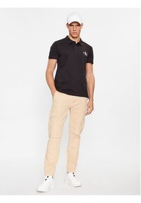 Calvin Klein Jeans Polo J30J323395 Czarny Regular Fit. Typ kołnierza: polo. Kolor: czarny. Materiał: bawełna #6