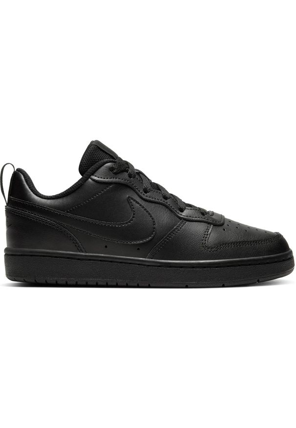 Buty do chodzenia dla dzieci Nike Court Borough Low 2 GS. Zapięcie: sznurówki. Kolor: czarny. Materiał: tkanina, materiał, skóra, syntetyk. Szerokość cholewki: normalna. Model: Nike Court. Sport: turystyka piesza