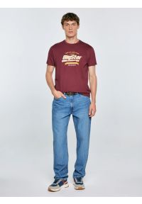 Big-Star - Koszulka męska z nadrukiem bordowa Briss 604. Okazja: na co dzień. Kolor: czerwony. Materiał: jeans, skóra, materiał, bawełna. Wzór: nadruk. Styl: vintage, casual, klasyczny #4