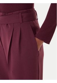 BOSS Spodnie materiałowe Tapiah 50490037 Fioletowy Regular Fit. Kolor: fioletowy. Materiał: syntetyk