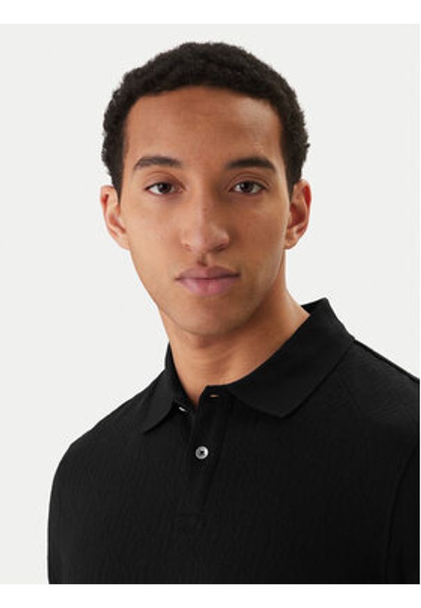 Guess Polo M6RP05 KD181 Czarny Regular Fit. Typ kołnierza: polo. Kolor: czarny. Materiał: bawełna
