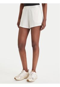 Guess Szorty sportowe O6GD02 KCQP2 Biały Relaxed Fit. Kolor: biały. Materiał: syntetyk #1