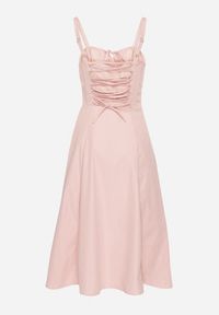 Born2be - Różowa Rozkloszowana Gorsetowa Sukienka Vices Ozdobiona Wiązaniem Ralethea. Typ kołnierza: dekolt gorset. Kolor: różowy. Długość rękawa: na ramiączkach. Wzór: aplikacja. Typ sukienki: gorsetowe. Styl: elegancki #3