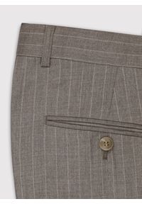 Pako Lorente - PAKO LORENTE – Beżowe spodnie garniturowe w prążek. Kolor: beżowy. Materiał: poliester, wiskoza. Wzór: prążki. Styl: elegancki #2