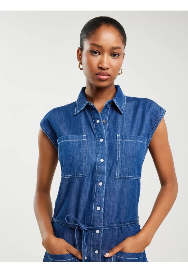 Big-Star - Kombinezon damski jeansowy niebieski Shea 465. Kolor: niebieski. Materiał: jeans. Sezon: lato. Typ sukienki: proste. Styl: elegancki, wakacyjny
