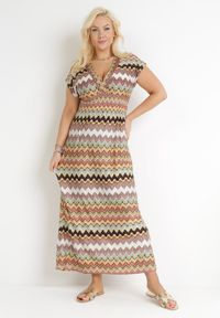 Born2be - Beżowa Rozkloszowana Sukienka Maxi z Gumką w Pasie i Kopertowym Dekoltem Orela. Kolor: beżowy. Materiał: tkanina. Sezon: lato, wiosna. Typ sukienki: kopertowe. Długość: maxi