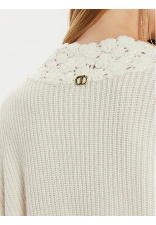 TwinSet - TWINSET Sweter 242TT3422 Biały Loose Fit. Kolor: biały. Materiał: syntetyk