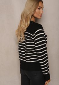 Renee - Czarny Casualowy Sweter w Paski o Prostym Kroju Riavelleth. Okazja: na co dzień. Kolor: czarny. Materiał: jeans. Długość rękawa: długi rękaw. Długość: długie. Wzór: paski. Styl: casual #4