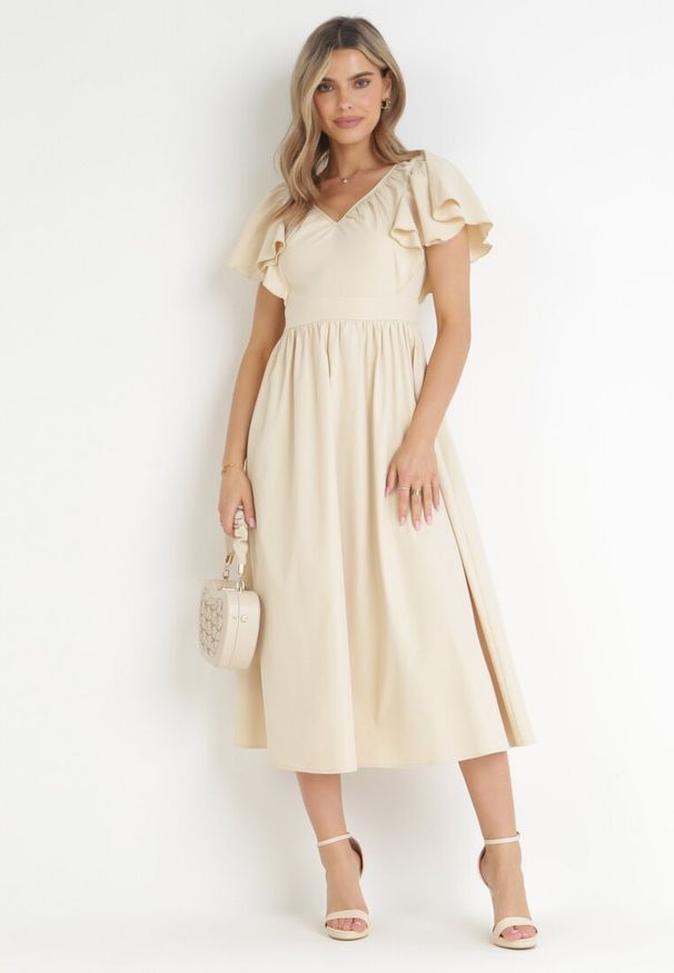 Born2be - Beżowa Sukienka Midi z Falbanami przy Ramionach Happisa. Typ kołnierza: kołnierz z falbankami. Kolor: beżowy. Styl: elegancki. Długość: midi