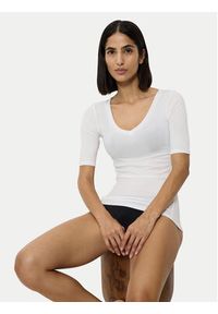 Triumph Koszulka piżamowa Beauty Layers 10222610 Écru Slim Fit. Materiał: lyocell #5