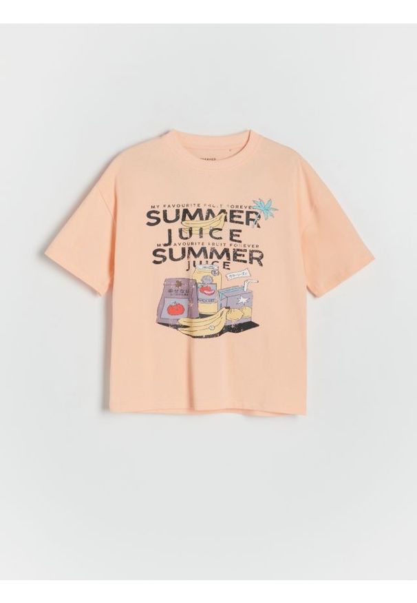 Reserved - T-shirt oversize z nadrukiem - brzoskwiniowy. Kolor: pomarańczowy. Materiał: bawełna, dzianina. Wzór: nadruk