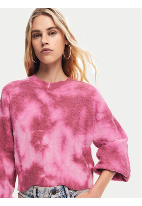 Desigual Sweter Victoria 24WWJF17 Różowy Relaxed Fit. Kolor: różowy. Materiał: syntetyk