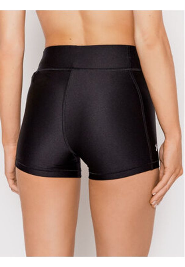 Under Armour Szorty sportowe HeatGear® 1360925 Czarny Slim Fit. Kolor: czarny. Materiał: syntetyk