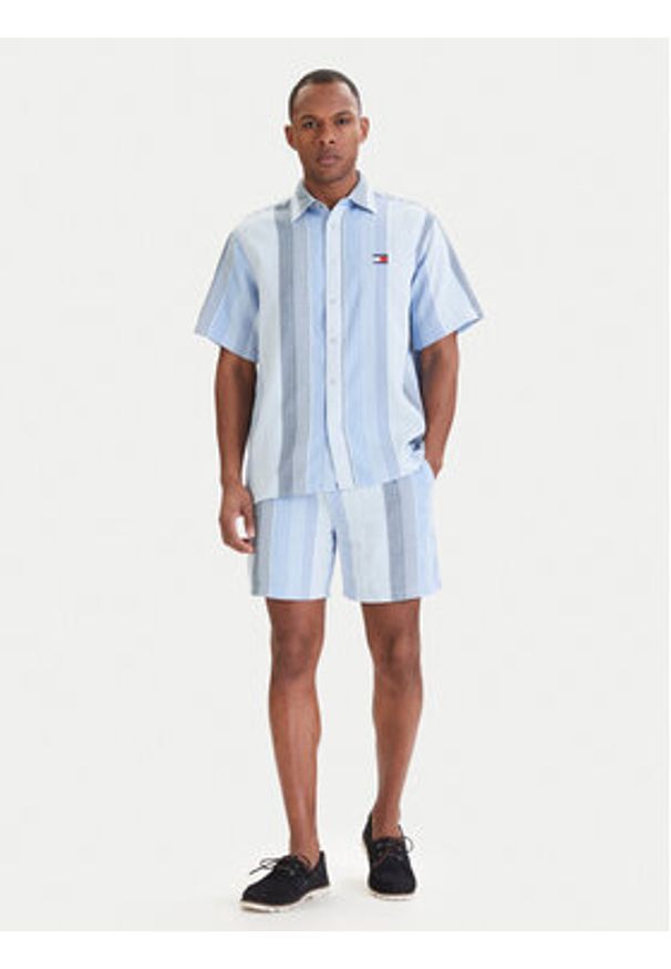 Tommy Jeans Koszula DM0DM22789 Błękitny Relaxed Fit. Kolor: niebieski. Materiał: bawełna