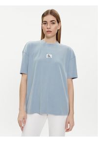Calvin Klein Jeans T-Shirt J20J223278 Niebieski Boyfriend Fit. Kolor: niebieski. Materiał: bawełna