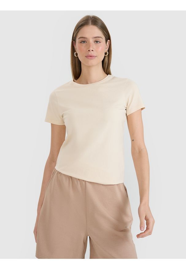 4f - 4F T-shirt slim gładki damski - beżowy S. Okazja: na co dzień. Typ kołnierza: dekolt w serek. Kolor: beżowy. Materiał: dzianina, elastan, materiał, bawełna, skóra, jersey. Długość rękawa: krótki rękaw. Długość: krótkie. Wzór: gładki. Styl: casual, klasyczny, sportowy